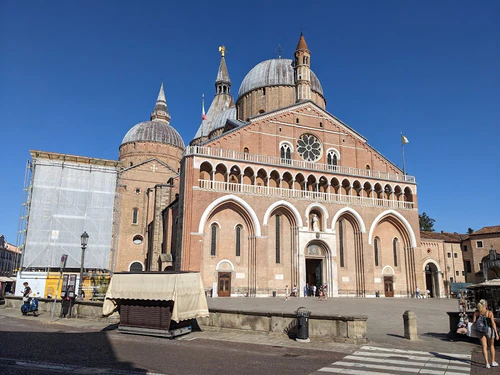 De Basiliek van Sint-Antonius in Padua — Religieuze plek
