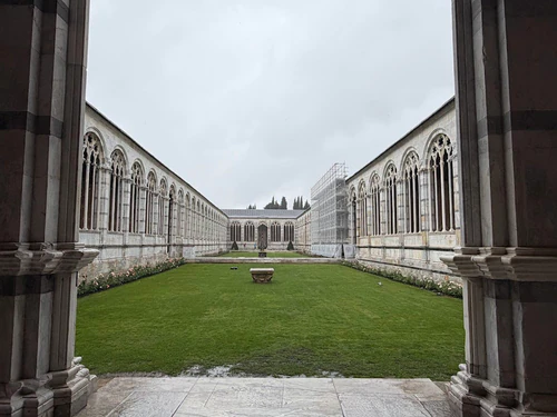 Pisa Məbəd-Məzarlıq Qəbiri — Cemetery, rated 4.7/5