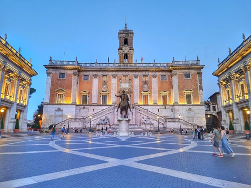 Piazza del Campidoglio — Tržnica, rated 4.7/5