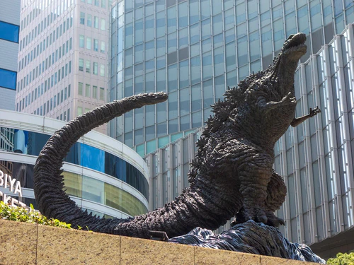 Godzilla Statue — Landmärke, rated 3.8/5