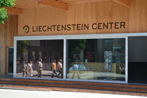 Center Liechtensteina in Vaduz — Znamenitost