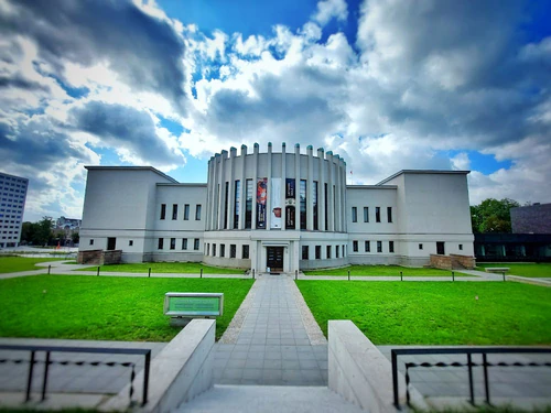M. K. Čiurlionis Muzej umjetnosti — Muzej, rated 4.8/5