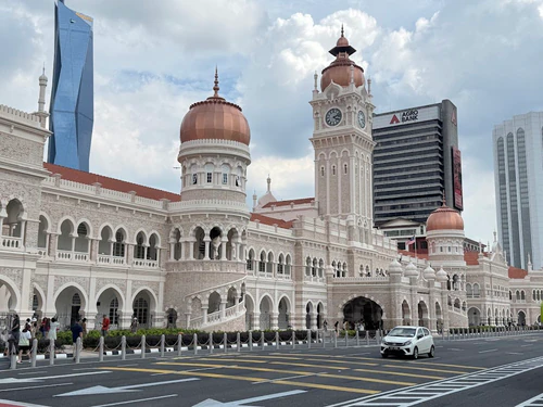 Bangunan Sultan Abdul Samad in Kuala Lumpur — Landmark