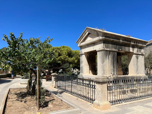 Ġnien Hastings in Valletta — Park