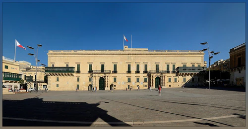 Trg sv. Jurja in Valletta — Povijesno mjesto