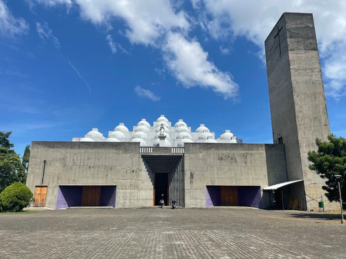 Catedral Metropolitana de la Inmaculada Concepción de Maria de Managua in Managua — Religious site