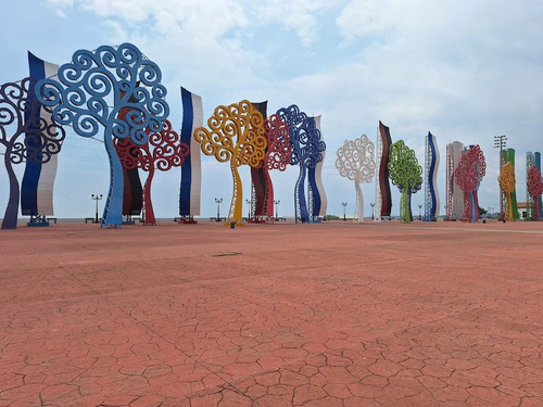 Paseo Xolotlan in Managua — Park