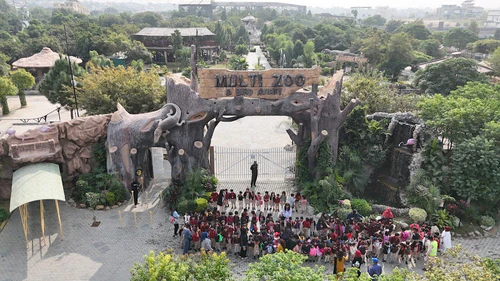 Multi Gardens Zoo in Islamabad — Zoo
