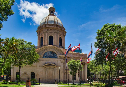 National Pantheon of Heroes in Ασουνσιόν — Μουσείο