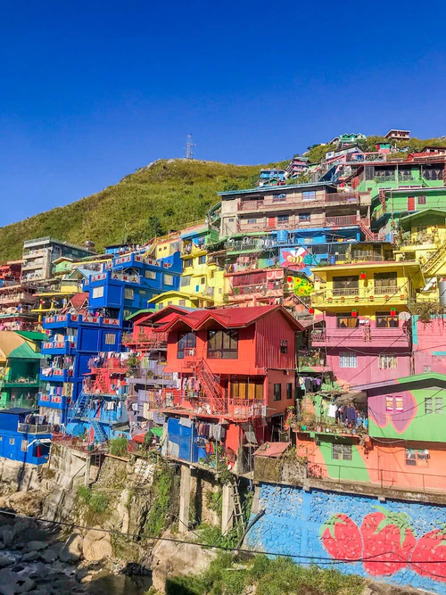 Valley of Colors, rated 4.1/5