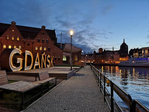Néon Gdańsk – Inscription in Gdańsk