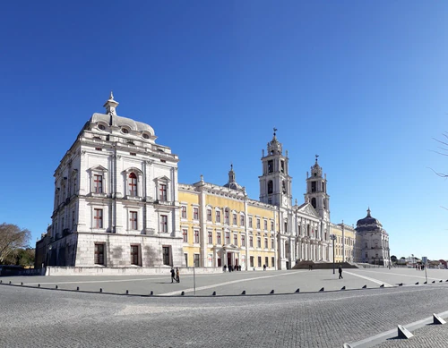 Mafra National Palace in Mafra — ঐতিহাসিক স্থান