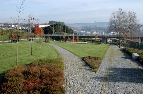 Parque da Ponte Maria Pia — Taman, rated 4.3/5