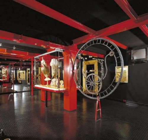 Museo delle Curiosità in Grad San Marino — Muzej
