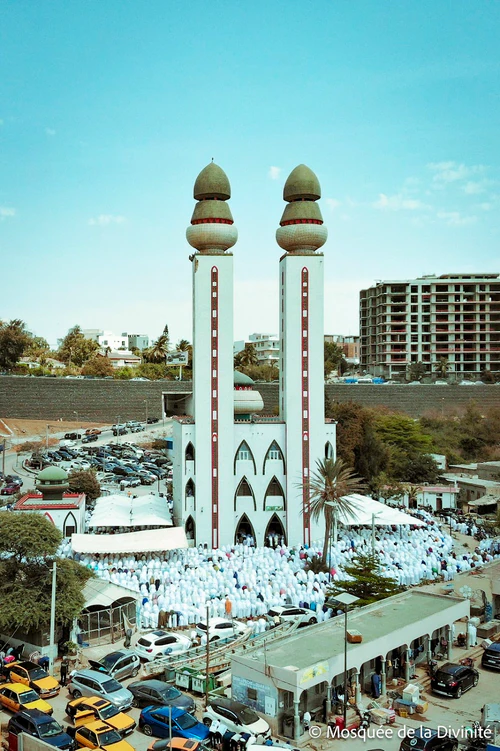 Mosque of the Divinity in Dakara — Reliģiska vieta