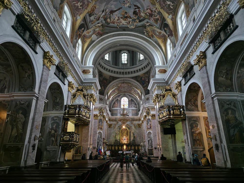 Katedrala sv. Nikole in Ljubljana — Religijsko mjesto