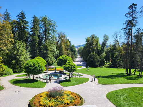 Park Tivoli in Ljubljana — Park