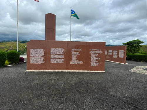 American War Memorial in Honiara — Park