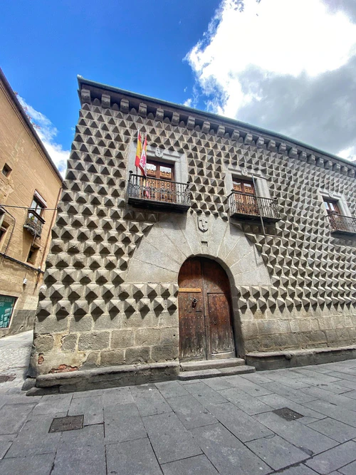 Casa De Los Picos in Segovia — ঐতিহাসিক স্থান