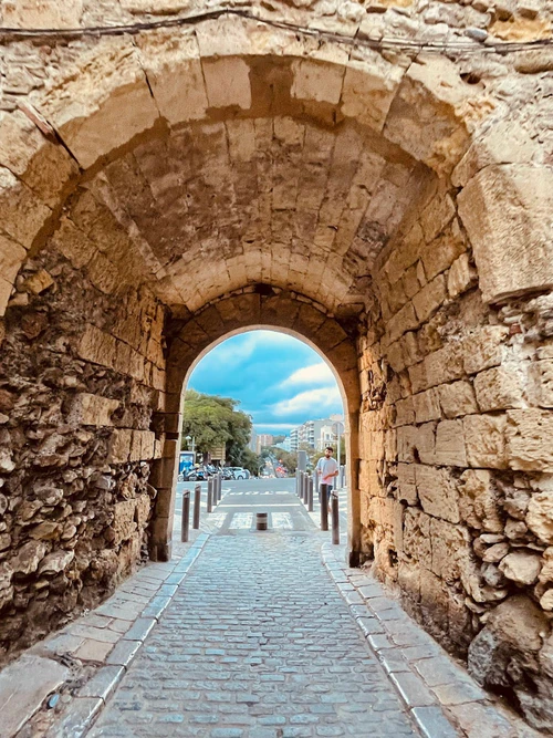 Portal del Roser, rated 4.6/5