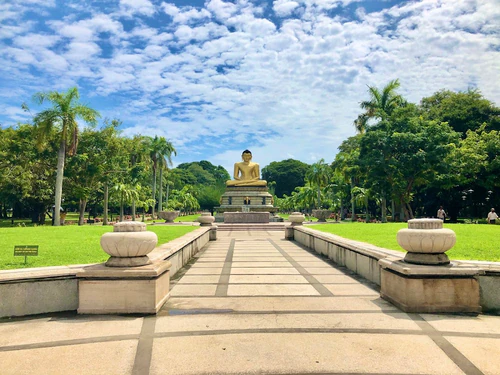Parco Viharamahadevi in Sri Jayawardenepura Kotte — Parco