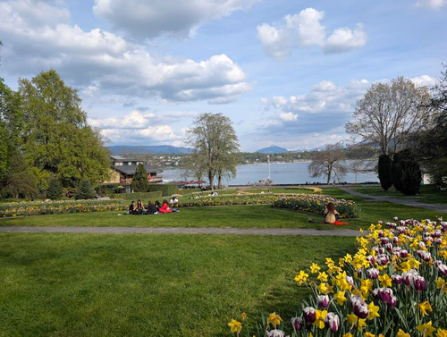 Parc de la Perle du Lac in Geneva — Park
