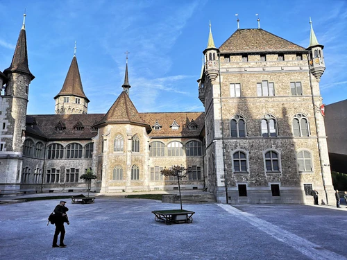 Švicarski Nacionalni muzej in Zurich — Muzej