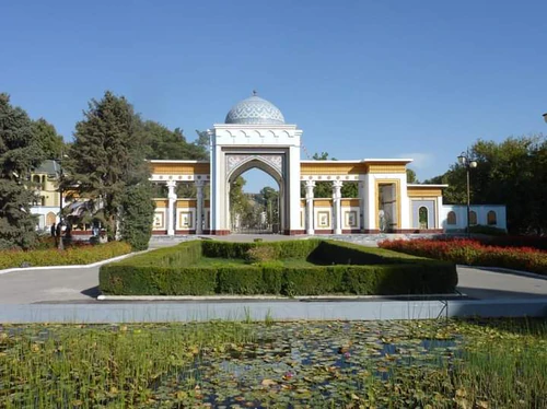 Botanická zahrada in Dušanbe — Zahrada