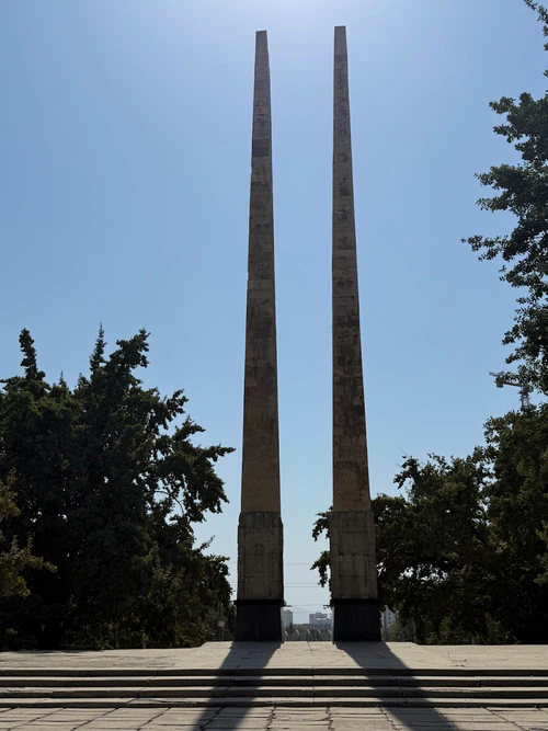 Vítězný pomník in Dušanbe — Historické místo