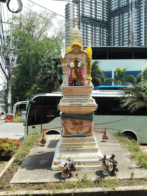 Chaloem Phra Kiat Park — পার্ক, rated 4.5/5