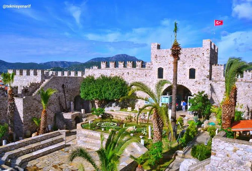 Kastil Marmaris dan Museum Arkeologi in Marmaris