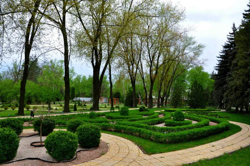 Donetsk Botanical Garden — বাগান, rated 4.7/5
