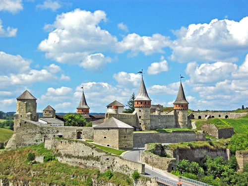 Kamianets-Podilskyj-kasteel in Kamianets-Podilskyi — Historische plek