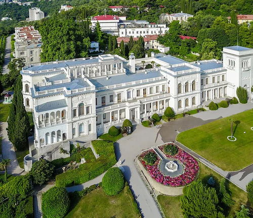 Palácio de Livádia — Castle, rated 4.8/5