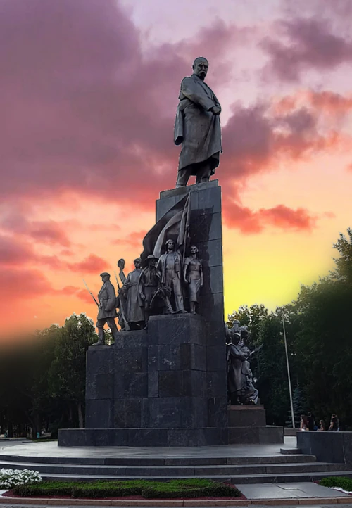 Taras Schevtsjenko-monument in Kharkiv — Historische plek