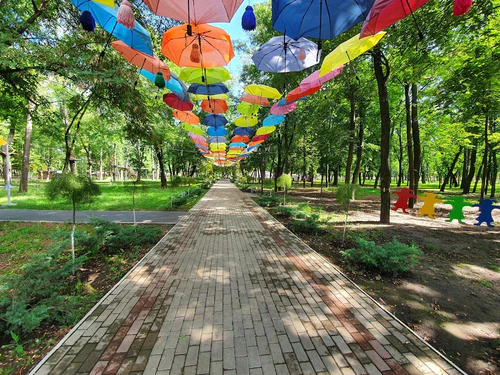 Jardín Bernatsky — Parque temático, rated 4.5/5