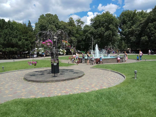 Gorki park — Park, rated 4.7/5