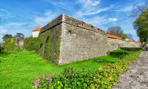 Castello di Uzhhorod, Museo Transcarpata di Storia Regionale intitolato a Tyvodar Lehotsky — Castle, rated 4.5/5