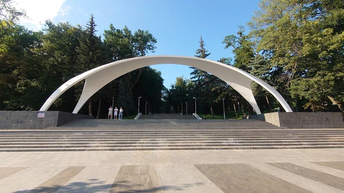 Leontovych сentral park of Vinnytsia — পার্ক, rated 4.5/5
