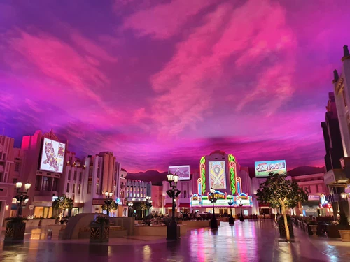 Warner Bros. World™ Yas Island, Abu Dhabi — থিম পার্ক, rated 4.6/5