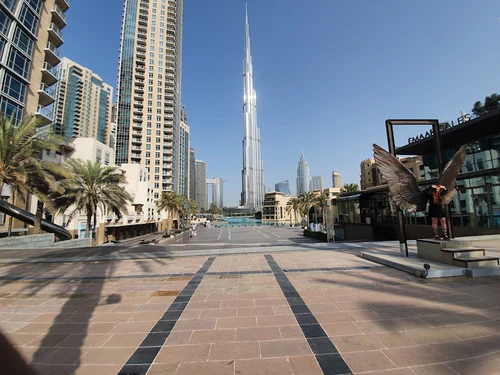 Burj Plaza di Emaar, rated 4.7/5