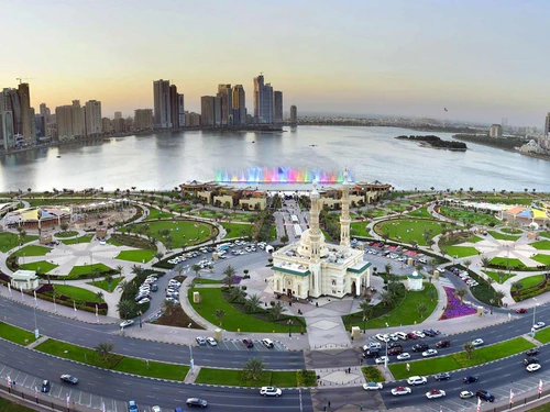 Al Majaz Waterfront, rated 4.6/5