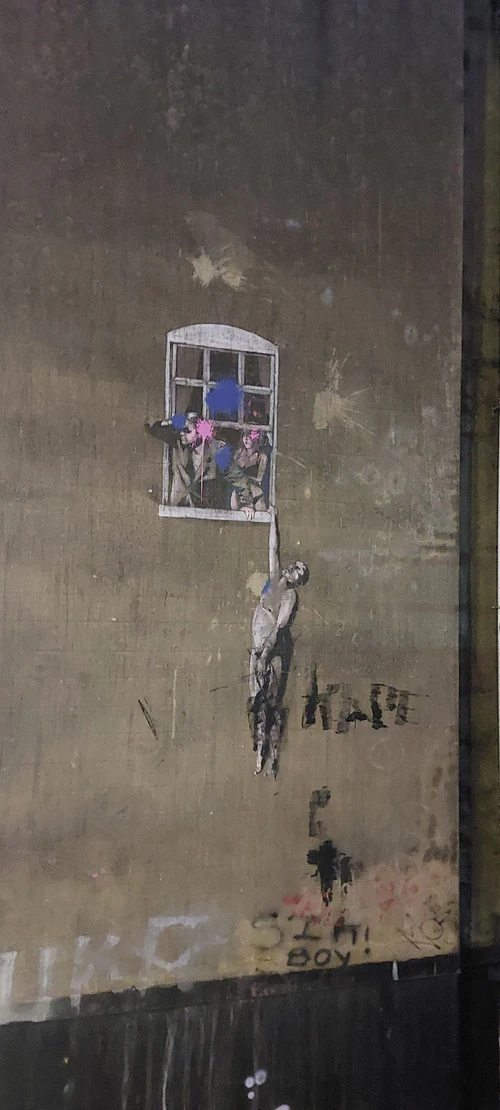Banksy’s Well Hung Lover, rated 4.6/5