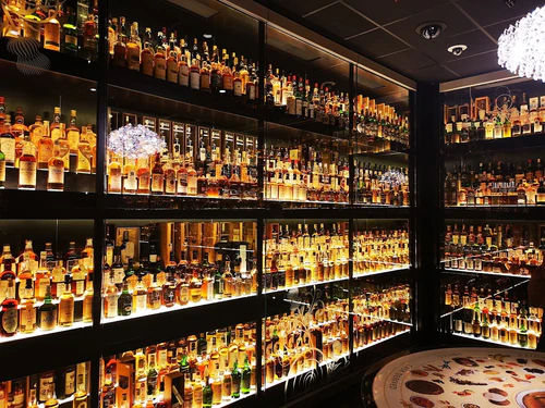 The Scotch Whisky Experience in Edinburgh — Bar