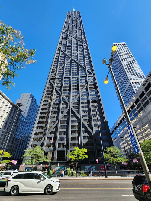 875 North Michigan Avenue in Chicago