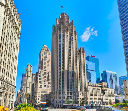 Tribune Tower — ঐতিহাসিক স্থান, rated 4.7/5