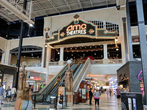Easton Town Center in კოლუმბუსი — ბაზარი
