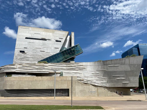 Perot Museum of Nature and Science in დალასი — მუზეუმი