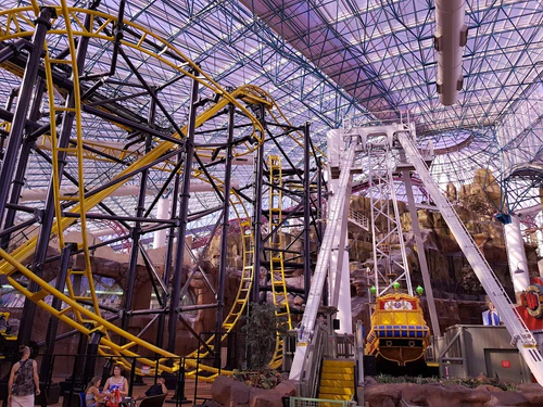 The Adventuredome Indoor Theme Park — থিম পার্ক, rated 4.4/5