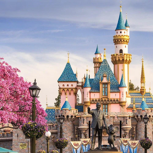 Disneyland Park — Parco tematico, rated 4.6/5